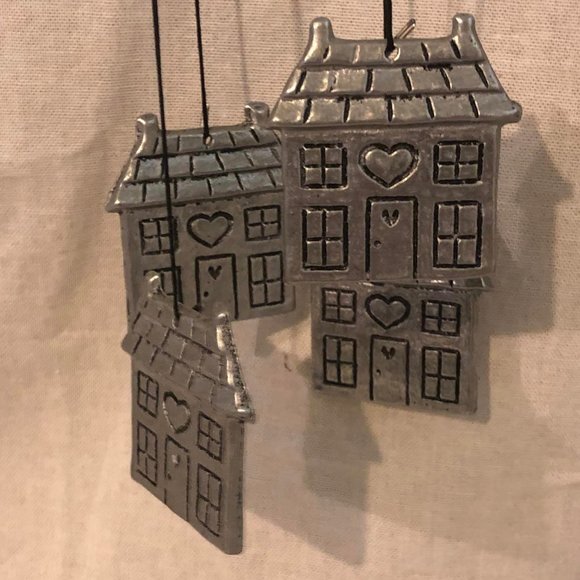 Metal House Wnidchimes - Picture 4 of 9